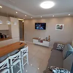 Appartement Barska 69 *