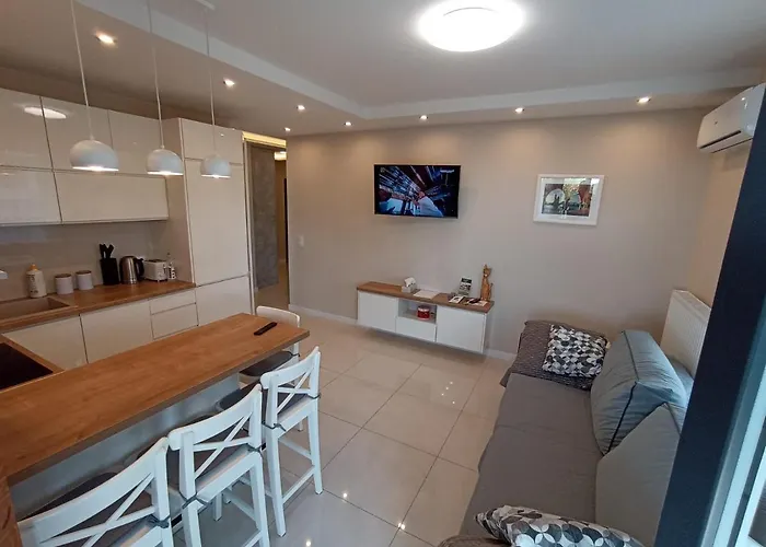 Apartment Barska 69 *